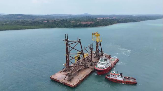 
					Sumur pengembangan B-12 di lapangan Banyu Urip, Bojonegoro Jawa Timur ( Foto: SKK Migas)
