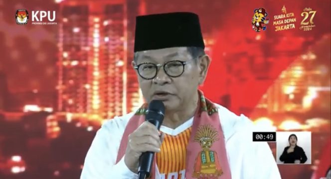 
					Foto: Cagub Pilgub Jakarta, Pramono Anung dal debat perdana, Ahad (6/10/2024)/tangkapan layar