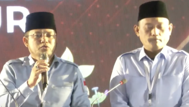 
					Rudy Mas'ud dan Seno Aji Kalimantan Timur