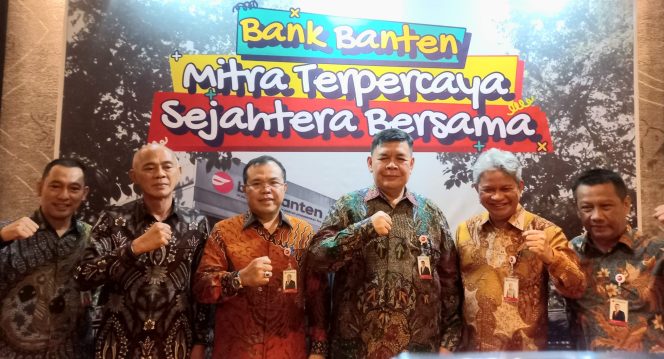 
					Berikut Nama Direksi Hasil RUPSLB Bank Banten