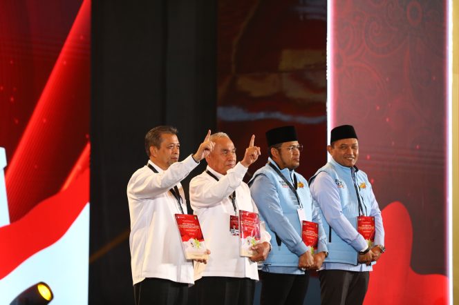 
					Survei Poltracking: Elektabilitas Isran Noor Kalahkan Rudy Mas’ud