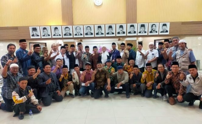 
					Ulama Bandung ke Dedi Mulyadi dan Erwan Setiawan: Sunda Identik dengan Islam