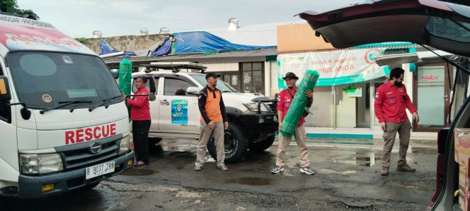 
					Terjadi Longsor Dan Banjir Bandang Di Sukabumi, Team Div Rescue IMI DKI Jakarta Gerak Cepat Salurkan Bantuan.