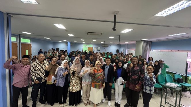 
					Institut STIAMI Dorong Mahasiswa Manfaatkan Teknologi dan Digitalisasi