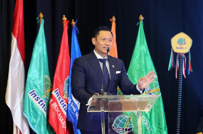 
					AHY Hadir di Acara Wisuda Institut STIAMI untuk Beri Inspirasi