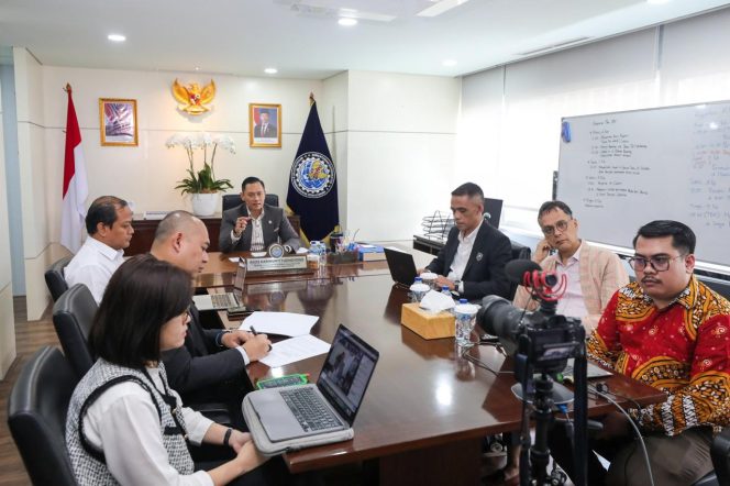 
					Foto: dok. akun X Kemenko Infra