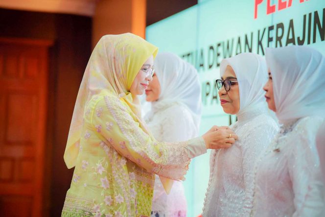 
					Potret Siti Norma Adios Dilantik Sebagai Ketua PKK Kabupaten Buton Selatan