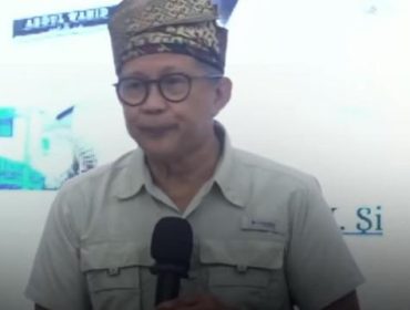 Foto: Rocky Gerung (pengamat/pemerhati)/tangkapan layar