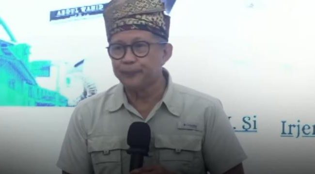 Foto: Rocky Gerung (pengamat/pemerhati)/tangkapan layar