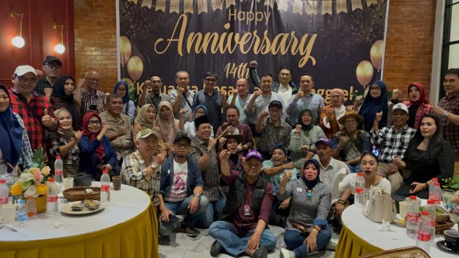 
					HUT Ke 14 Laskar Anggrek Dihadiri Walikota dan Wakil Walikota Tangsel