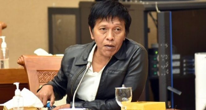 
					Foto: angan, Adian Napitupulu, dok. DPR