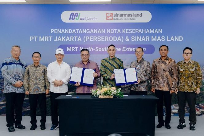 
					Acara penandatanganan ini turut disaksikan langsung oleh Wakil Gubernur Provinsi Banten Achmad Dimyati Natakusumah, Kepala Badan Pembinaan BUMD Provinsi DKI Jakarta Syaefuloh Hidayat, Wali Kota Tangerang Selatan Benyamin Davnie, Direktur Utama PT MRT Jakarta (Perseroda) Tuhiyat dan Direktur PT Bumi Serpong Damai Tbk Christopher Siswanto ( foto : dok)  