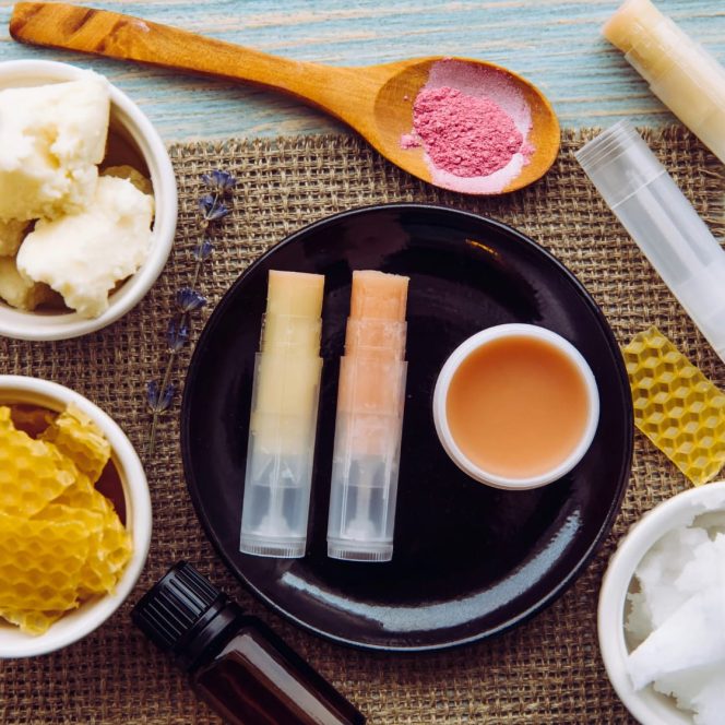 
					Perlu Dibaca Ini Rahasia Bibir Sehat dan Lembap Alami: Membuat Lip Balm Homemade