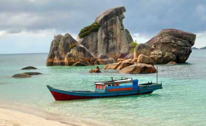 
					Diversifikasi PAD Banten : Pariwisata Jadi Penyelamat dari Ketergantungan Sektor Konvensional