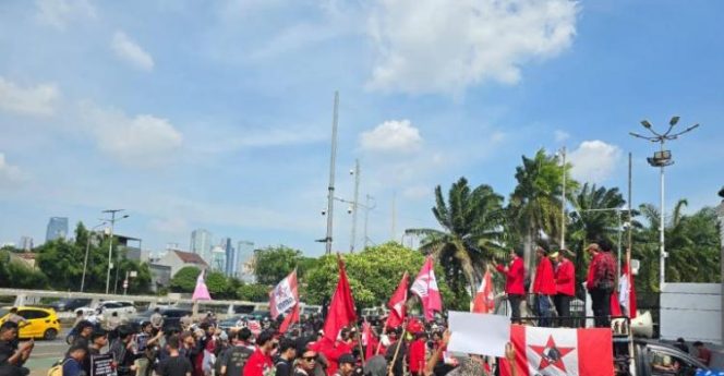 
					Foto: massa aksi GMNI, dok. ist