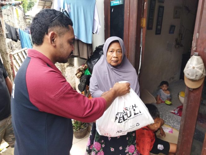 
					Ringankan Beban Warga, Artha Graha Peduli Gelar Pasar Murah Di Jakarta Timur