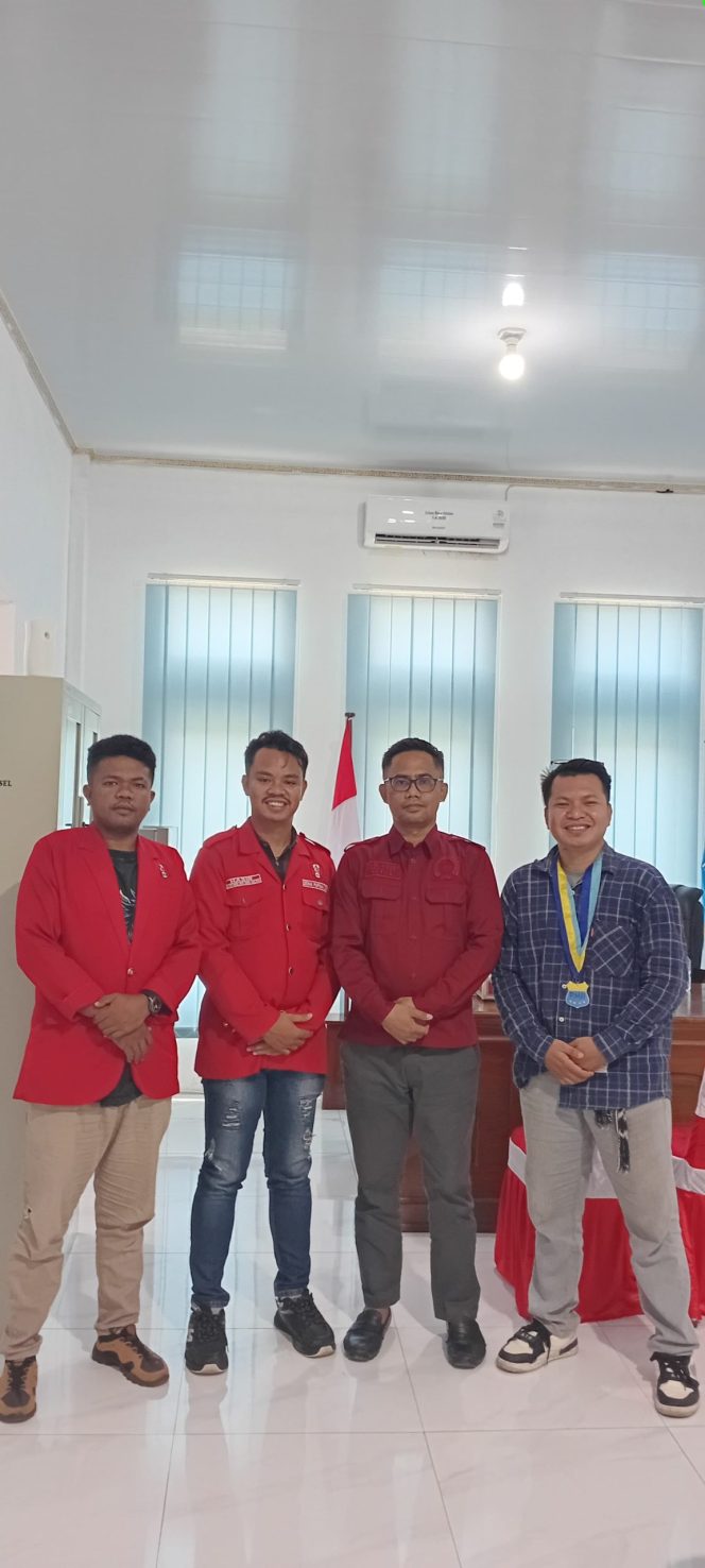 
					DPRD Busel dan PMII-GMNI Pertegas Peta UU Jamin Kawi-Kawia Milik Buton Selatan