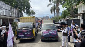 Foto: Pembina Laznas AQL Peduli, Ustaz Bachtiar Nasir (UBN) melepas bantuan korban bencana Sumatra, Ahad (14/12/2025)