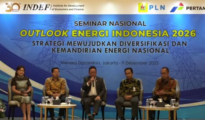 
					Foto: Sugeng Suparwoto (tengah)/tangkapan layar