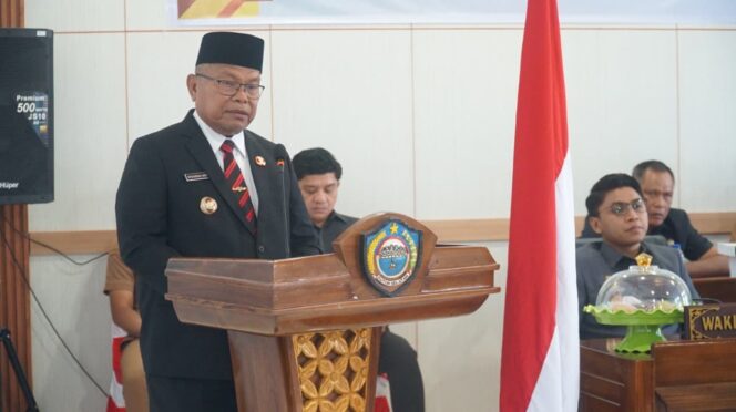 
					Bupati Adios Tekankan APBD 2027 Harus Tepat Waktu dan Berorientasi pada Masyarakat