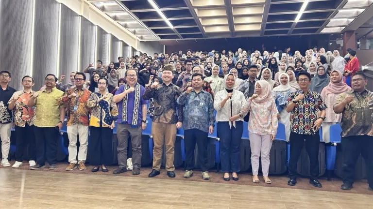 UIMandiri GLOBAL Insight Seri ke-2 Hadirkan Profesor dari Hong Kong, Bahas Gerakan Perdamaian Ekologis
