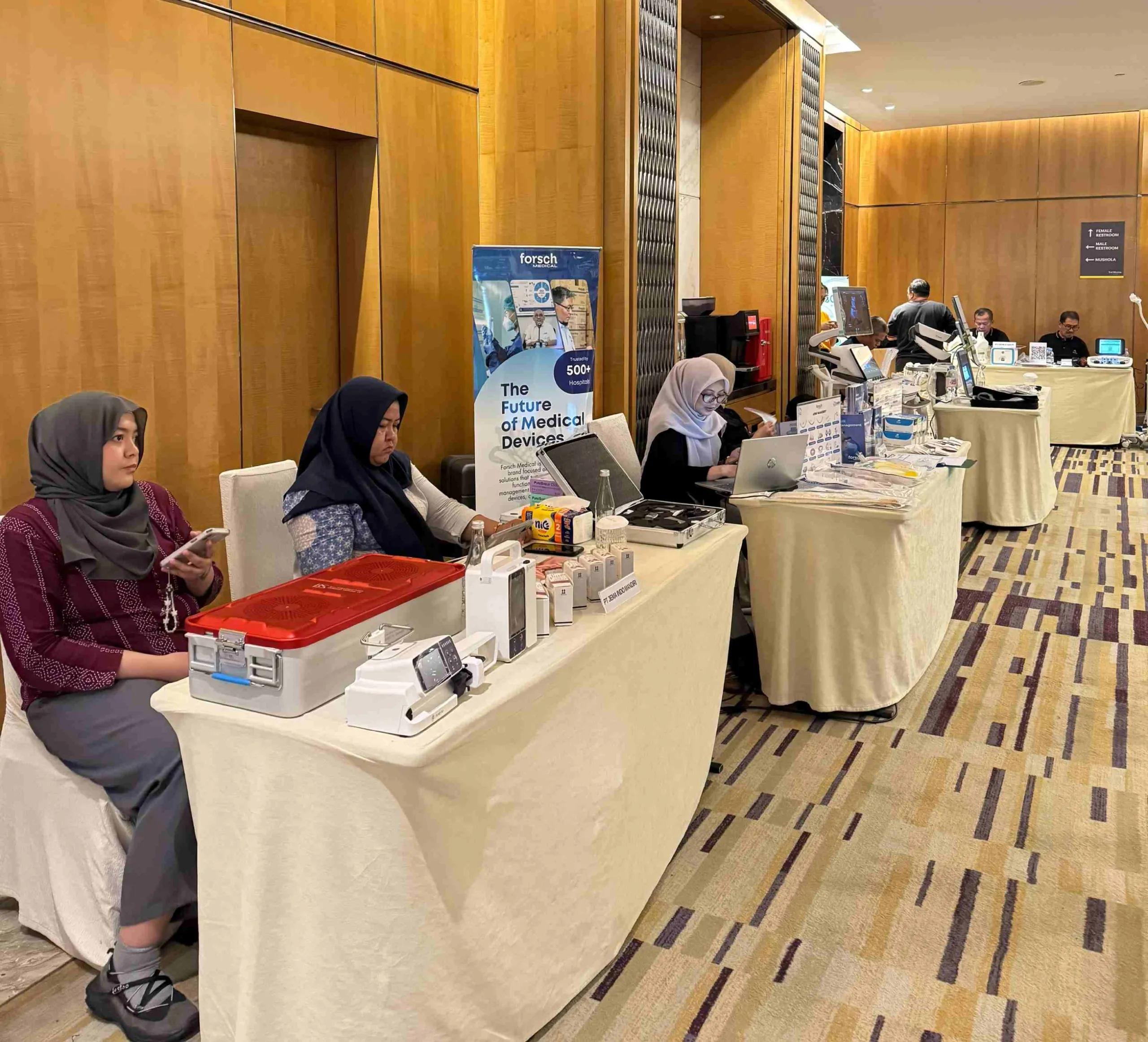 Mini Exhibition GAKESLAB Business Forum 2026 Perkuat Akses Industri Alat Kesehatan ke Ekosistem Rumah Sakit