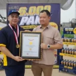 M – One Sealant Tyre Pecahkan Rekor MURI, Lindas 6000 Paku Ranjau