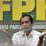 Kasus Pinjol Marak, DPR Minta OJK Tegas Lindungi Rakyat Bukan PUJK